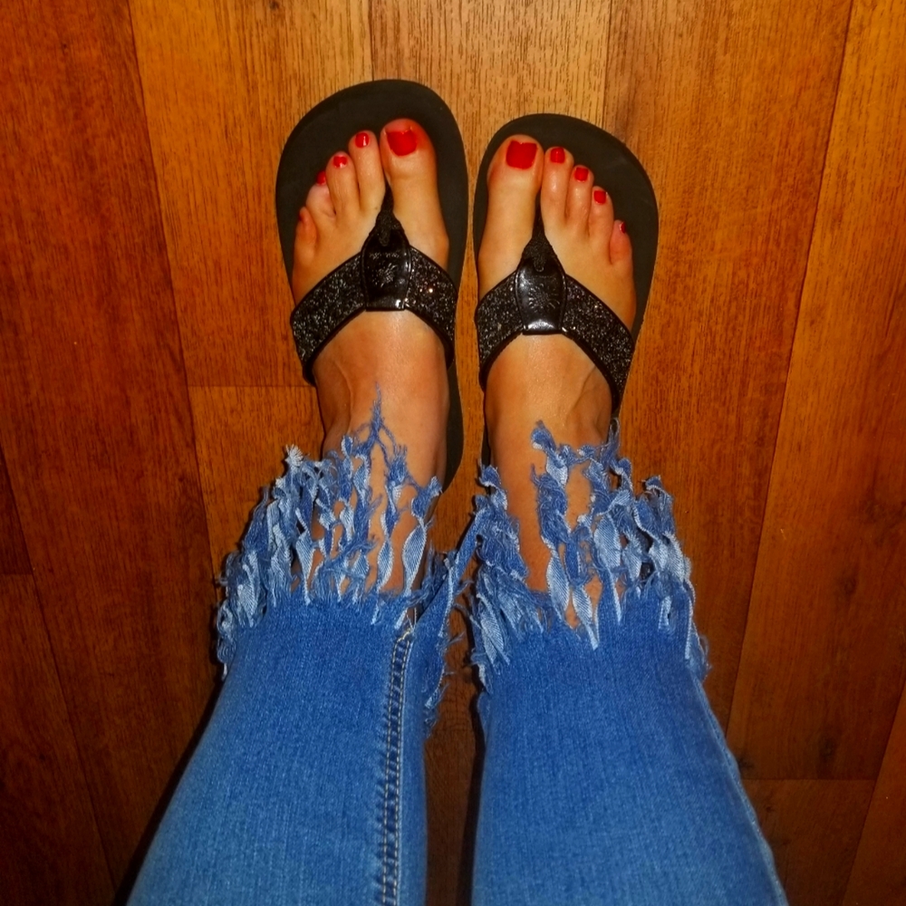 Frayed/distressed jeans